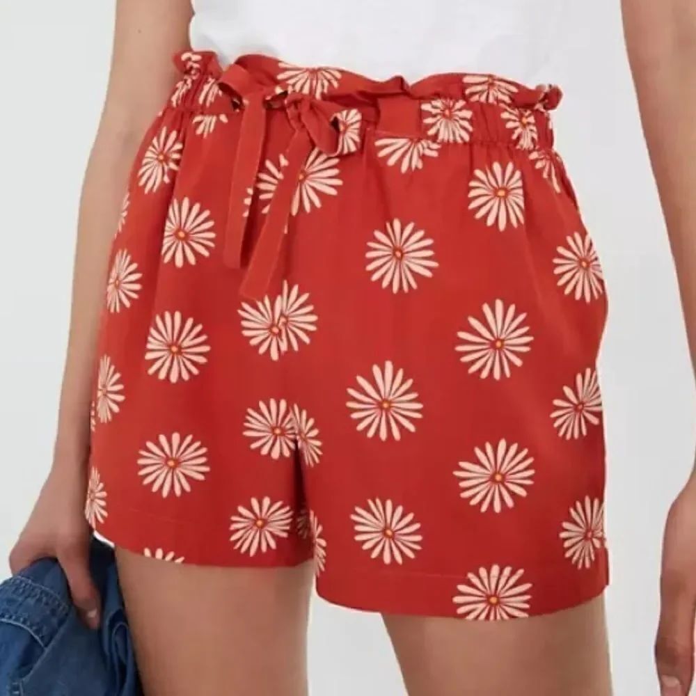 Madewell Drapey Pull-On Shorts in Daisy Daydream XXS